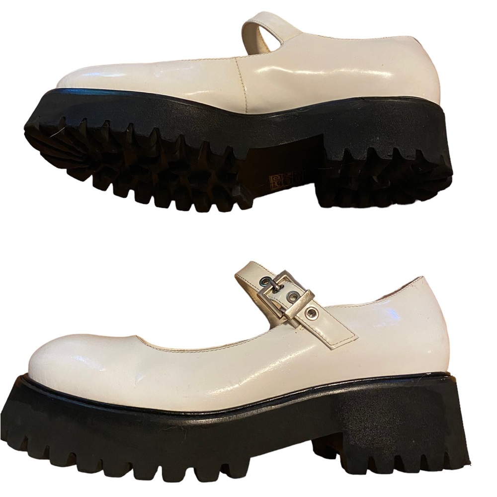Jeffrey Campbell Mary Jane w/ Chunky Platform - Narrow Size 8
